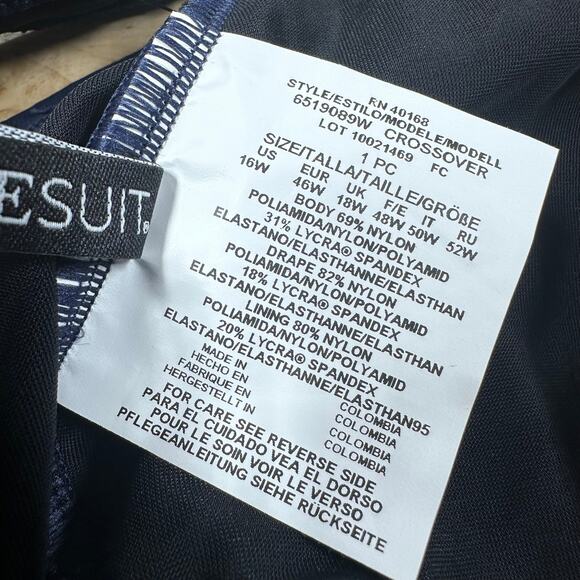 Miraclesuit Plus Size Crossover One Piece Swimsuit Midnight Blue Women's Sz 16W - Picture 5 of 8